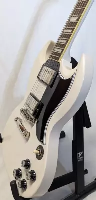 Epiphone - 1961 Les Paul SG Standard Electric Guitar with Case - Aged Classic White 2